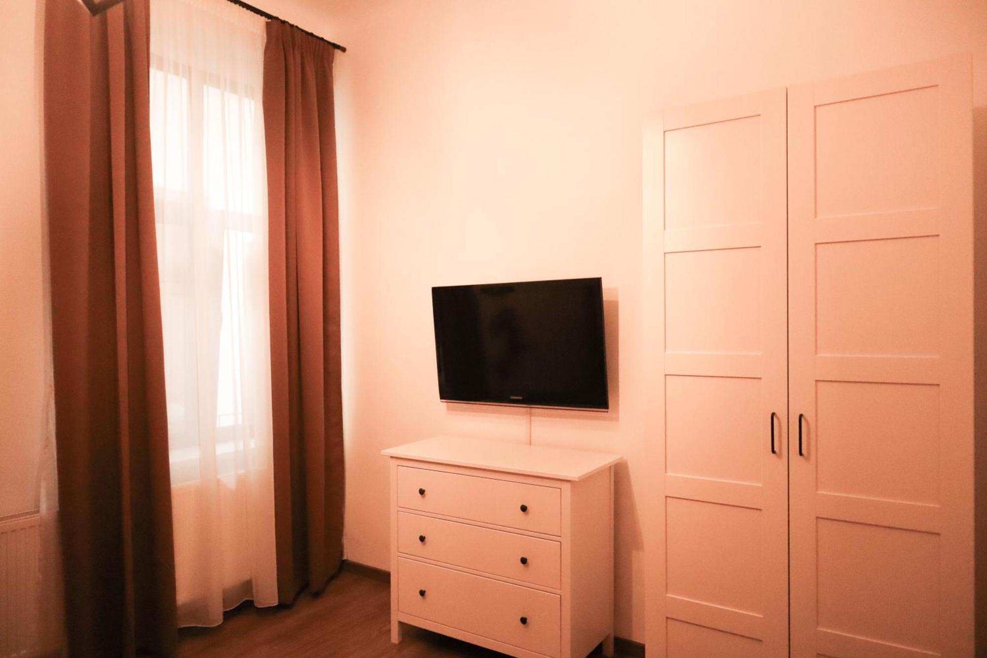 Hirooms Брашов Екстер'єр фото